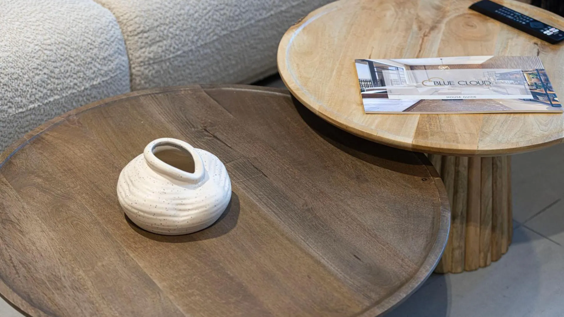 The Pebble Studio By Blue Cloud Holidays Sharjah Appartement